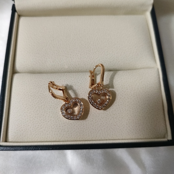 Chopard 18k Gold Heart Earrings - Picture 6 of 6